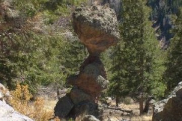 a close up of a rock